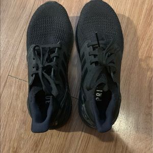 Worn once. Black ultra boost. Women size 6.5